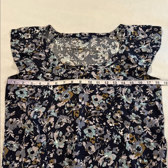 Reitmans Dark Blue Floral Blouse - Picture 9 of 12